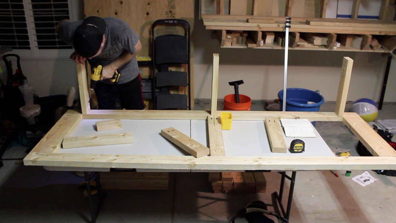 attaching short stretchers to workbench with pocket screws